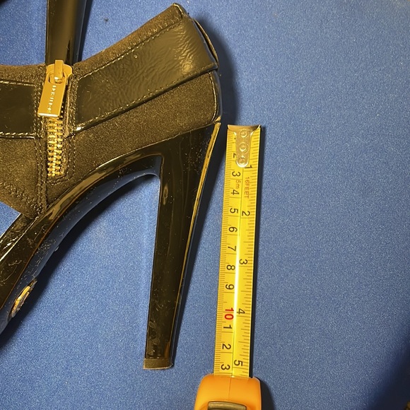 Michael Kors heels - Picture 5 of 5